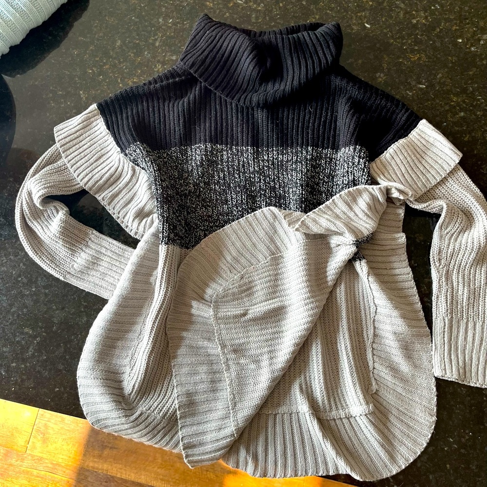 Open sided sweater/turtleneck